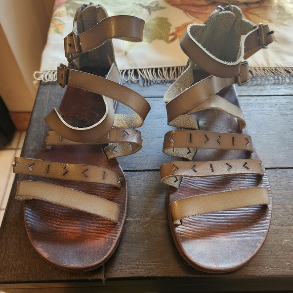Blowfish Shoes - Blowfish army green sandles